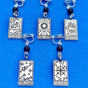 Boucles d'oreilles clip carte de tarot, Bijoux en argent pour carte de tarot, Le soleil, lune, Fortune, étoile, Boucles d'oreilles astrologie du monde, Boucles d'oreilles sorcière, dépareillées
