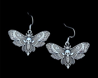 Boucles d'oreilles tête de mort en forme de papillon de nuit, Boucles d'oreilles gothiques, Bijoux gothiques, Bijoux de sorcière