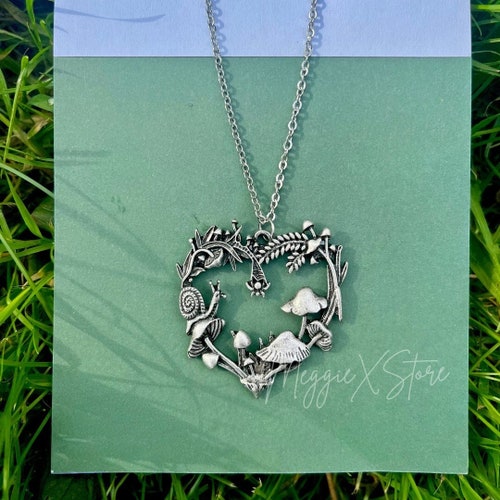 Silver Mushroom Necklace, Toadstool Pendant Necklace, Plant Necklace, Snail Necklace, Nature Necklace, Fairycore Jewellery, Cottagecoremush