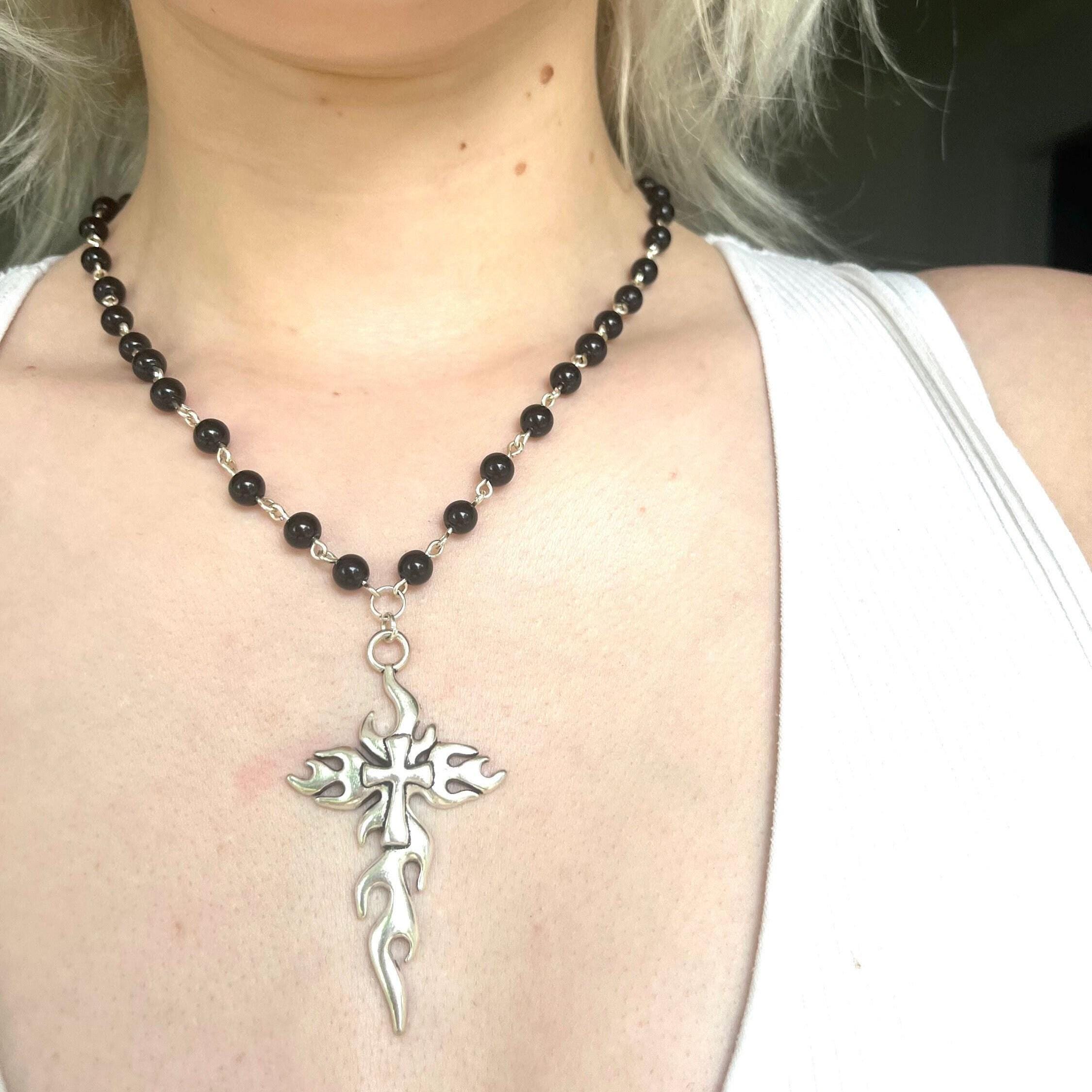 Lot De 2 Colliers Croix Gothique Perles Noires - Bijoux Punk Pour Femmes | Pendentif Croix, Style Rock, Halloween, Quotidien - 11