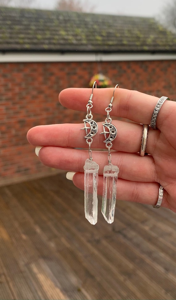 Moon and star 2024 dangle earrings silver