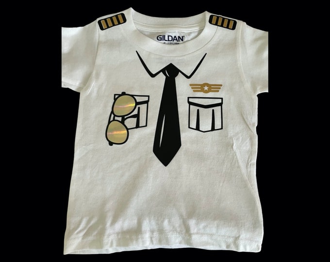 BABYS 1ST FLIGHT t-shirt ; baby vacation onesie ; baby pilot shirt ; pilot shirt ; aviation shirt for babies ; babys first trip