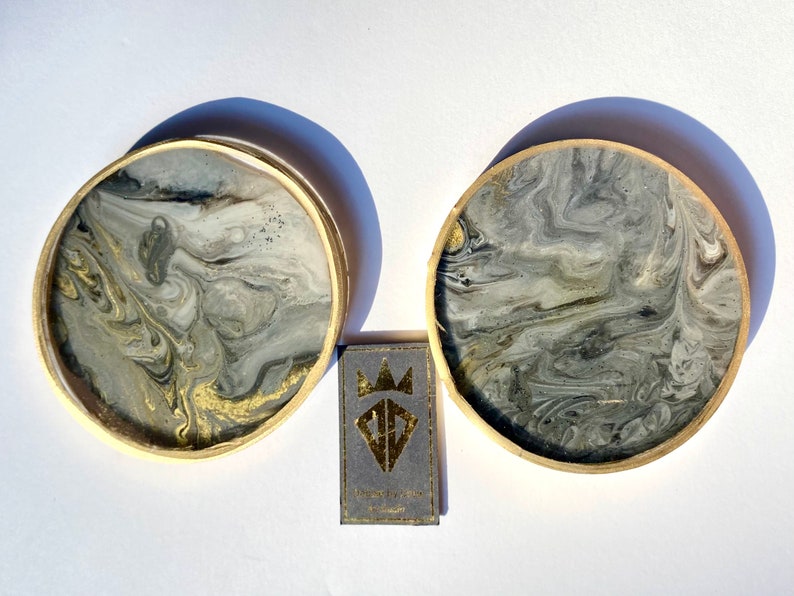 Handmade Round Unique Epoxy Resin Coaster Sets Functional Art Gold gilded Fluid Art