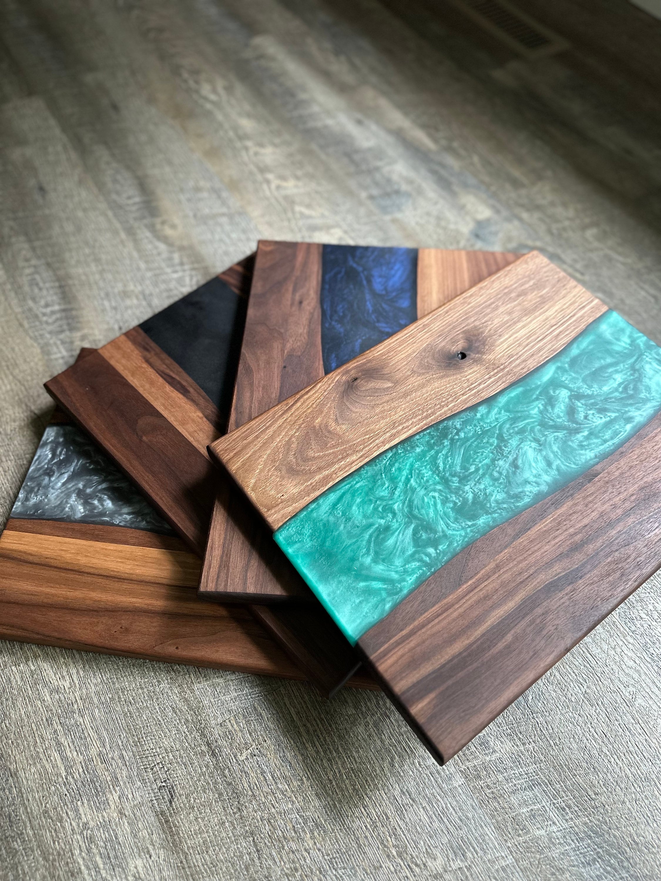 1 x 12 x 16 w/ juice tray - Traditional Cutting Boards