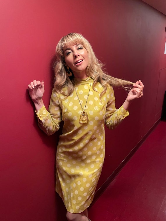 1960s yellow polka dot shift dress