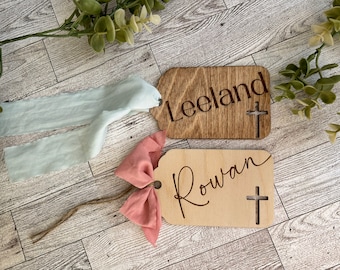 Engraved Wooden Cross Easter Tag: Personalized Easter Basket Decor