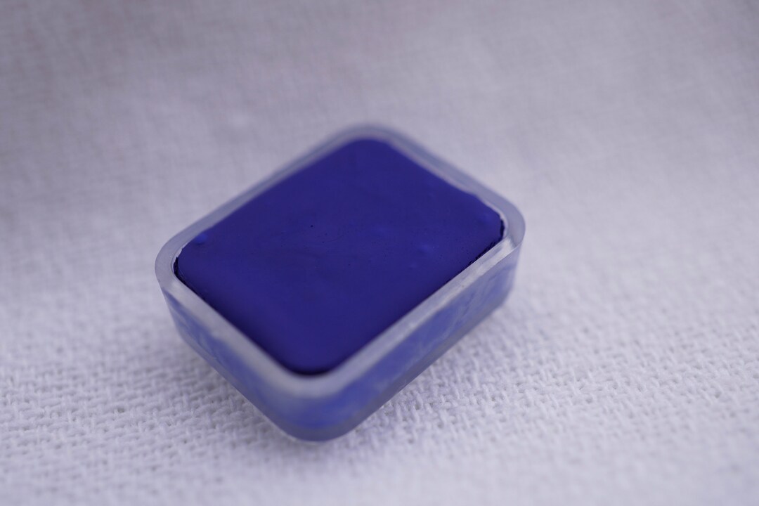 Yinmn Blue Watercolor Paint Quarter Pan Genuine Yinmn Authentic B86