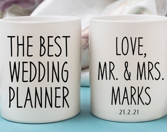 The Wedding Planner Mug, Personalised wedding mug, Thank You wedding Gift, Best Wedding Planner Mug with custom couple Names