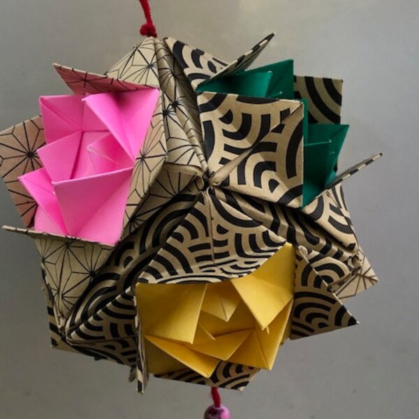 Origami Kusudama Cube Ornement