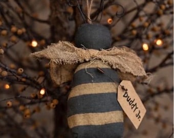 Primitive Bee Ornament – Handmade Farmhouse Bee – Rustic Bowl Filler – Peg Hanger – Tree Ornament – Spring Summer Decor – Buddy Jr.