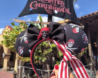 Pirates of the Caribbean Mickey Ears, Adventureland Mickey Ears, Disneyland Mouse Ears, Jack Sparrow Ears, Mickey Pirate Headband Ears