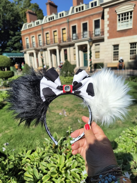 Disney Cruella De Vil Mickey Ears Fur Cruella Halloween Villain Inspired Mouse Ears - Etsy main image 4