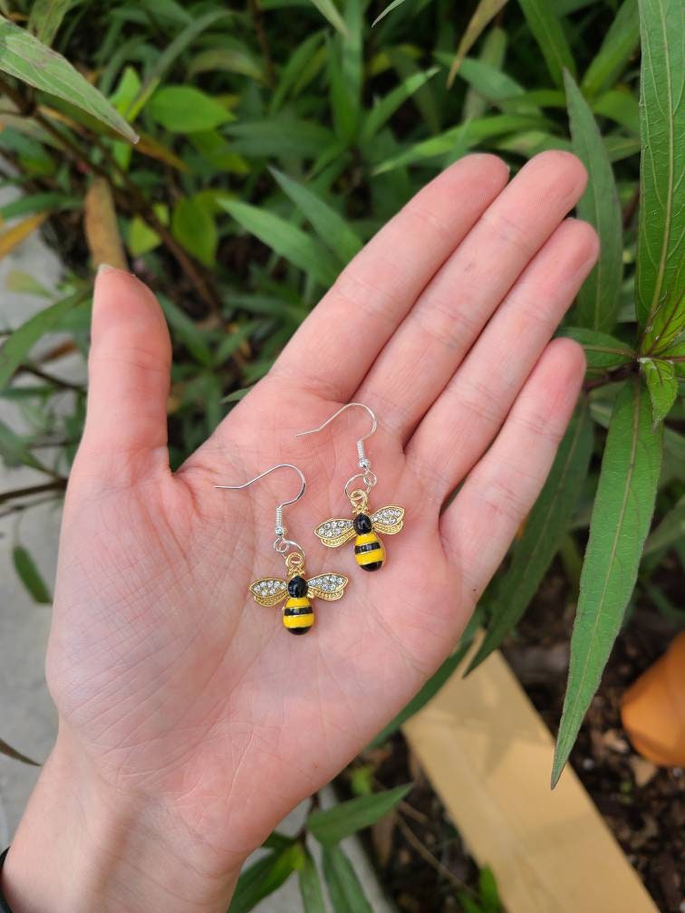 Cute Bumble Bee Earrings