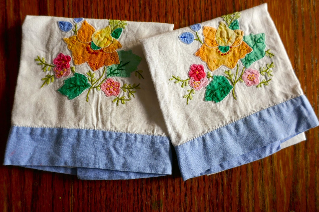 Pair of Vintage Fingertip Guest Towels Etsy