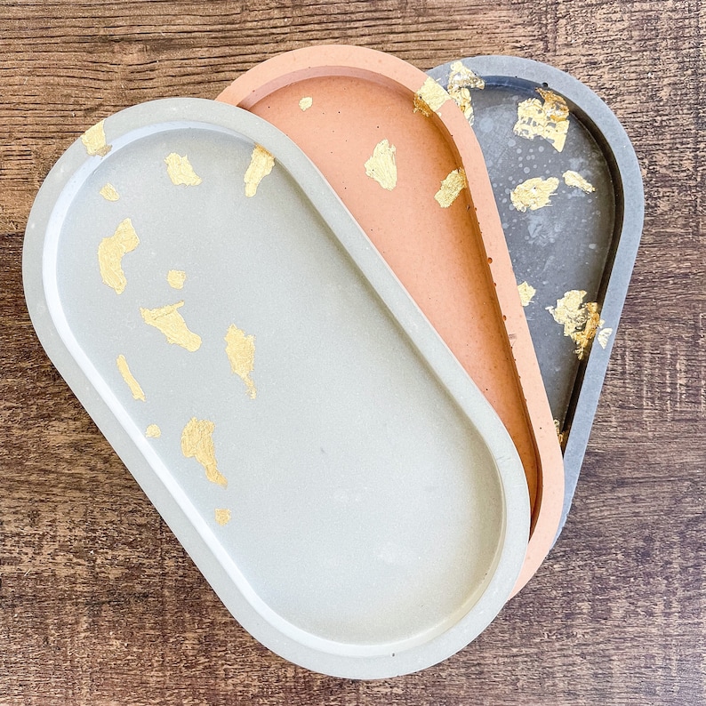 Gold Flake Concrete Oval Catchall Tray Charcoal