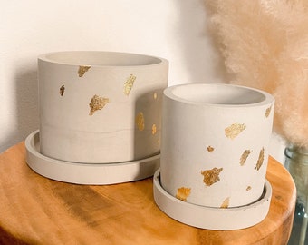 Gold Flake Concrete Planter with Tray: Modern Minimalist Plant Pot