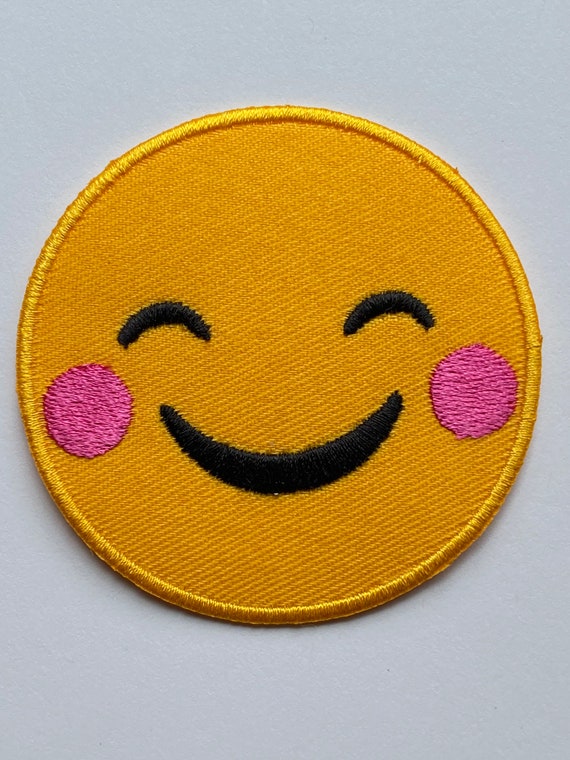 7.5 Cm Smile Emoji Iron-On Or Sew-On Patch - Funny Cool Face For Jackets, Jeans, Backpacks