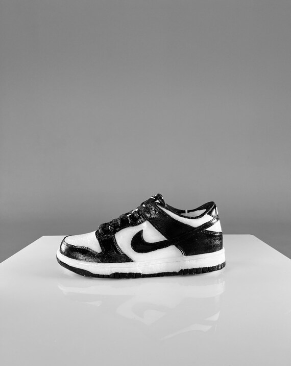 Kaars Nike Dunk Low Panda Sneaker Basket 25 cm 10 In Bougie - Etsy België