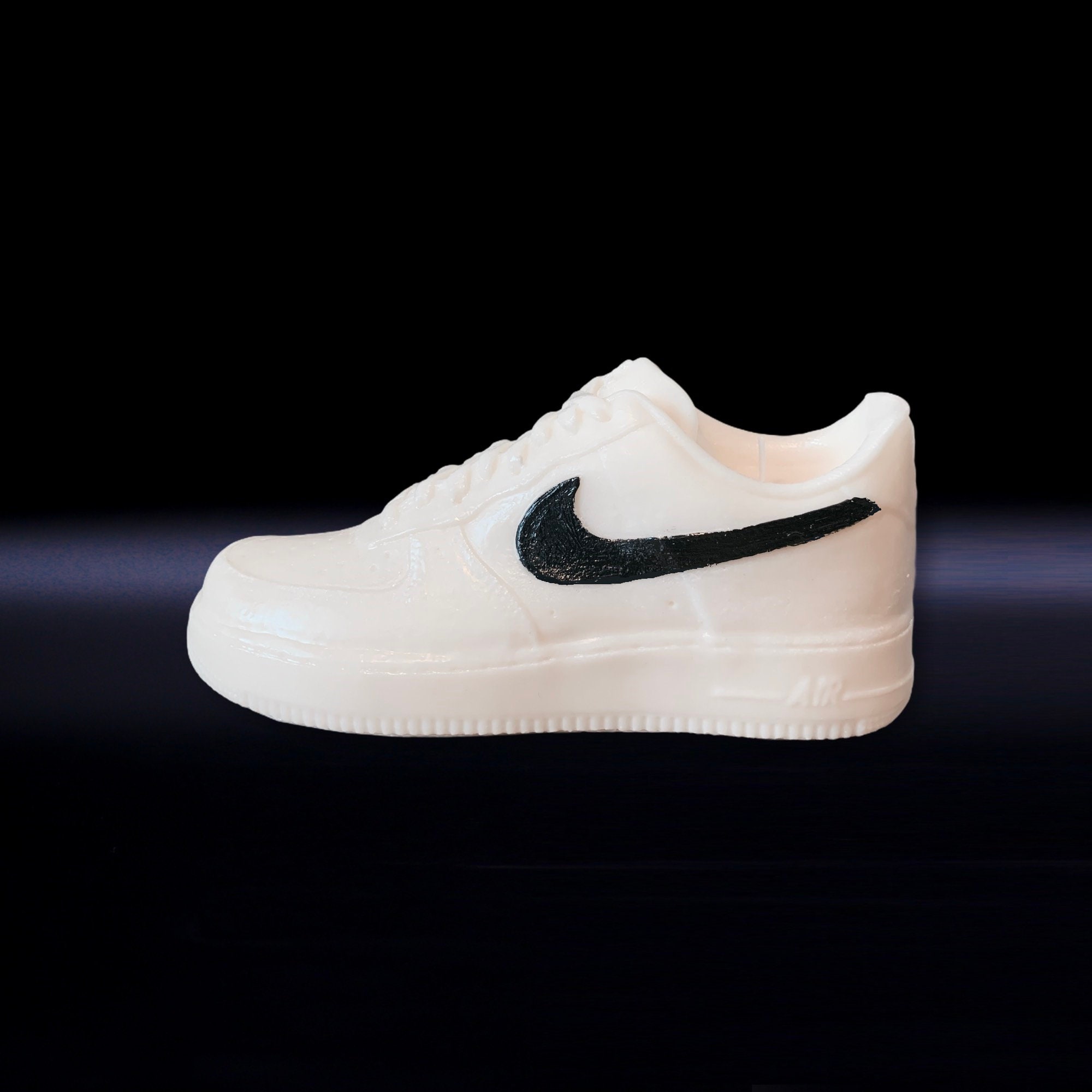 Nike Air Force 1 Low White Black Candle Vegan Sneaker Bougie Basket 9.5 in 24 cm