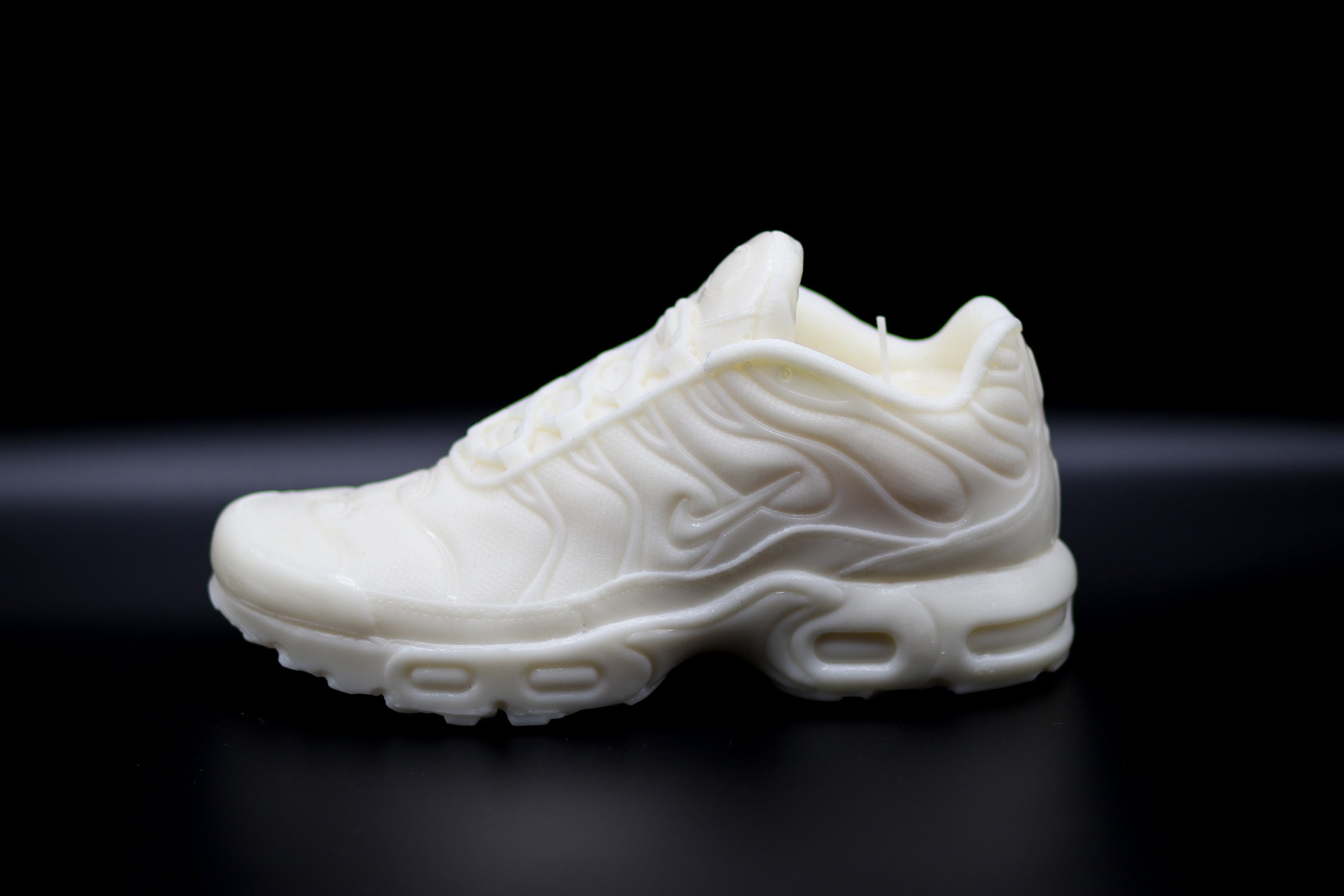 nike tn requin fluorescent light