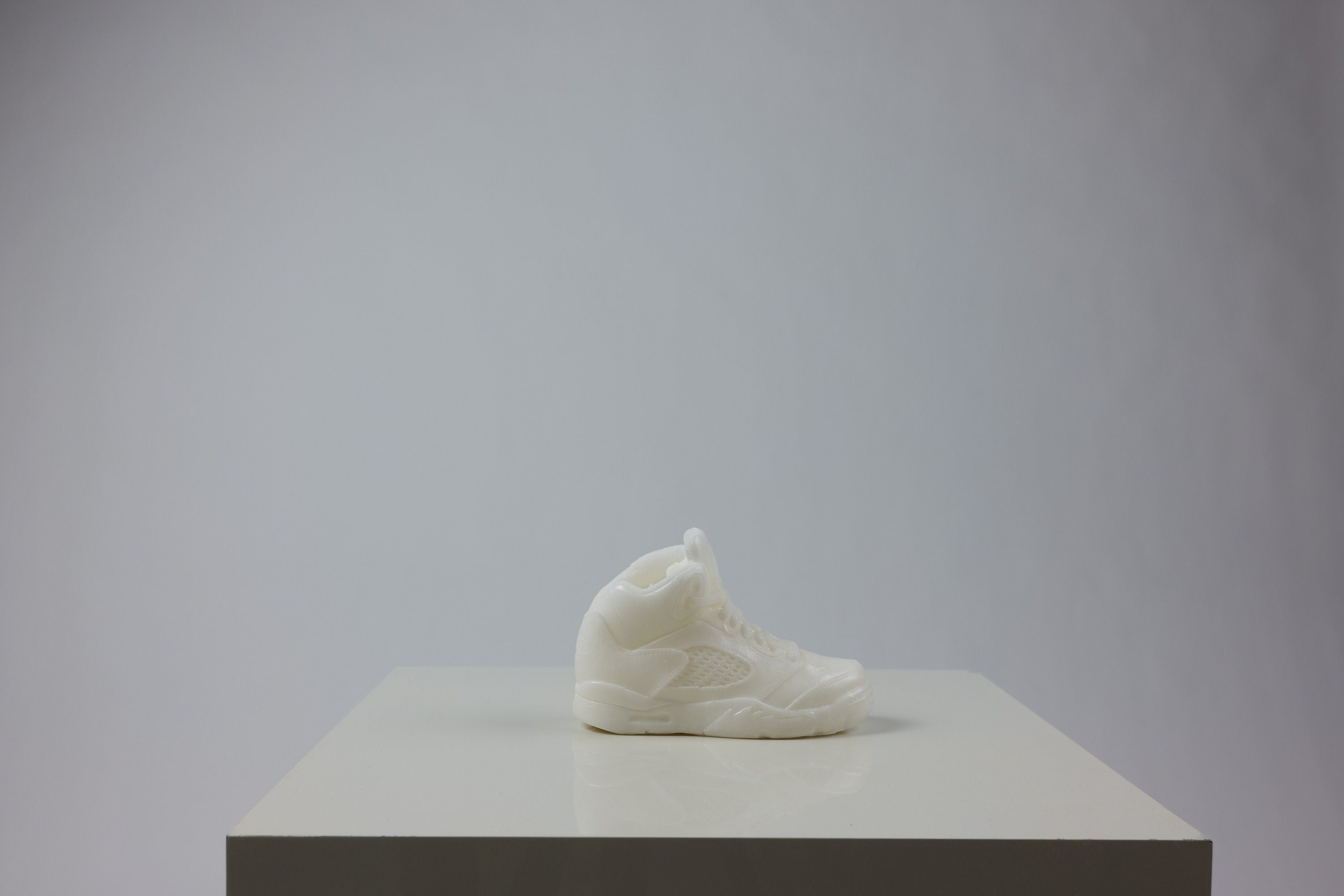 Nike Air Jordan 5 V Og Hi High Low Triple White Baby Candle Vegan Sneaker Bougie Basket 7, 5 In