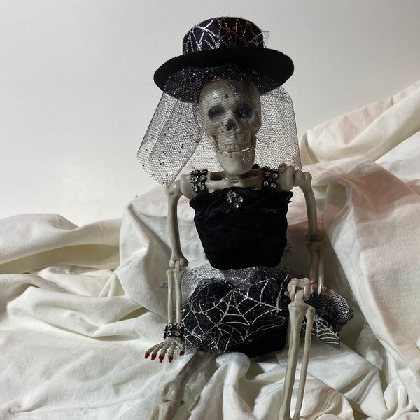 Halloween Skeleton Figurine Doll