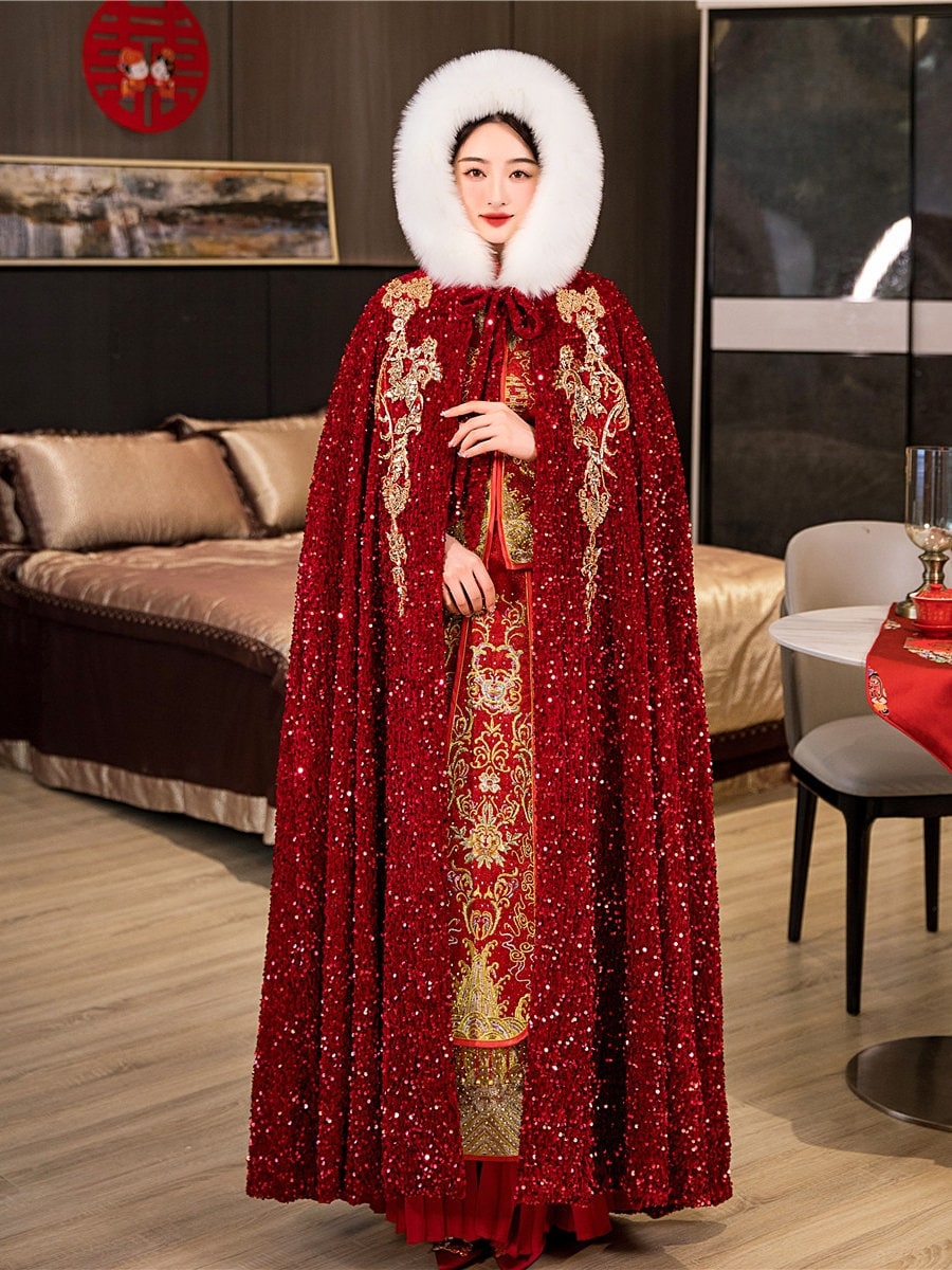 Red velvet cape with fur trim sale