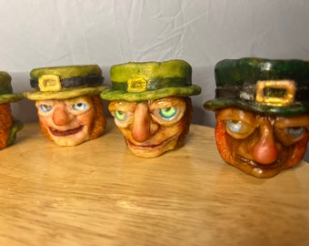 shot glases|st Patricks Day|leprechaun Set of 4 or 2 or 1 | Hand-made | horror gifts | polymer clay on glass.