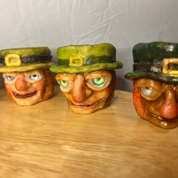 shot glases|st Patricks Day|leprechaun Set of 4 or 2 or 1 | Hand-made | horror gifts | polymer clay on glass.