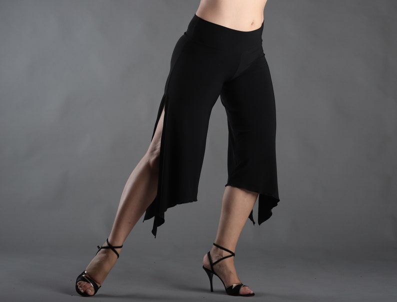 Tango trousers with slits on the side image 4