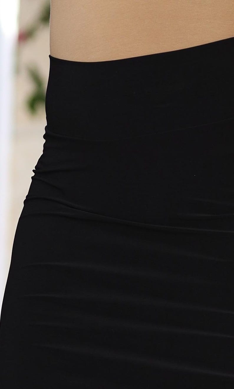 Tango skirt front and back slit Black