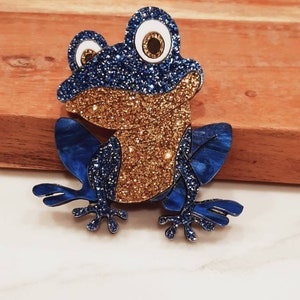 Fred the Frog Brooch