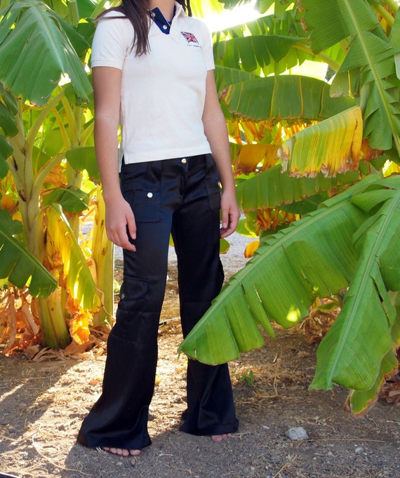 Stunning paddlephone black satin pants .Low cut.