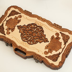 Backgammon \Carved backgammon