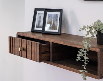 Zwevende consoletafel met één gecanneleerde lade en open plank in massief eiken - hal