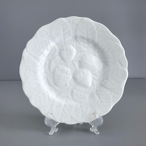 White Majolica Strawberry Embossed Salad Plate by Fondeville Alvarez Spain, All White Fruit & Leaf Dinnerware, Kitchen Table and Wall Decor