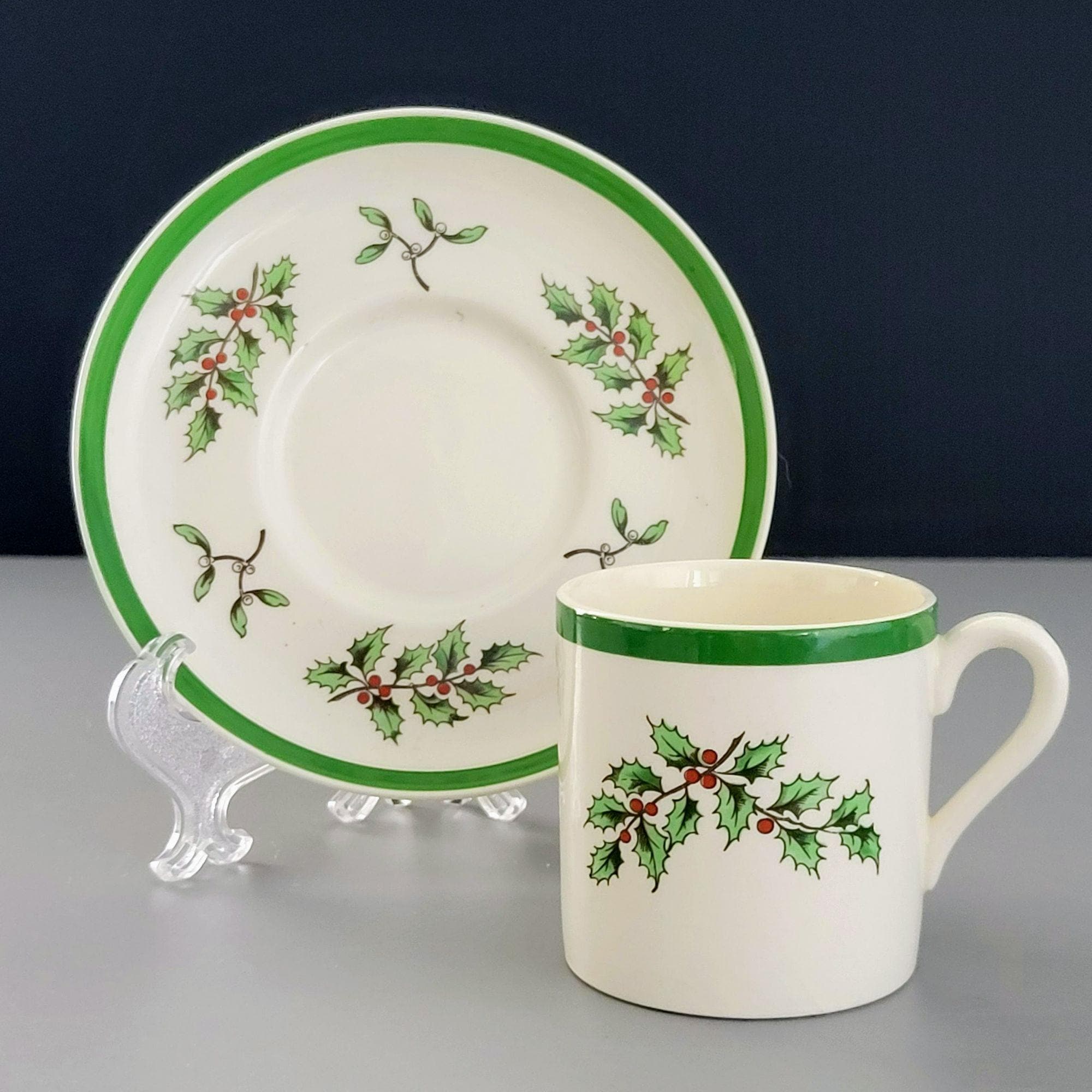 スポード　SpodeChristmas Vintage Spode England Christmas Tree Demitasse Cup & Saucer Set