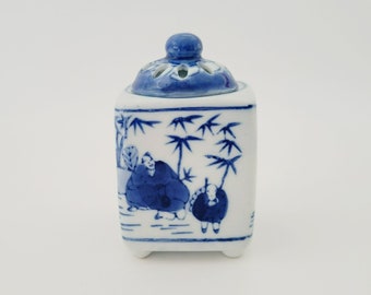 Chinese Blue & White Incense Burner Lidded Box, Vintage Porcelain Incense Holder Depicting Village Life, Blue and White Asian Decor