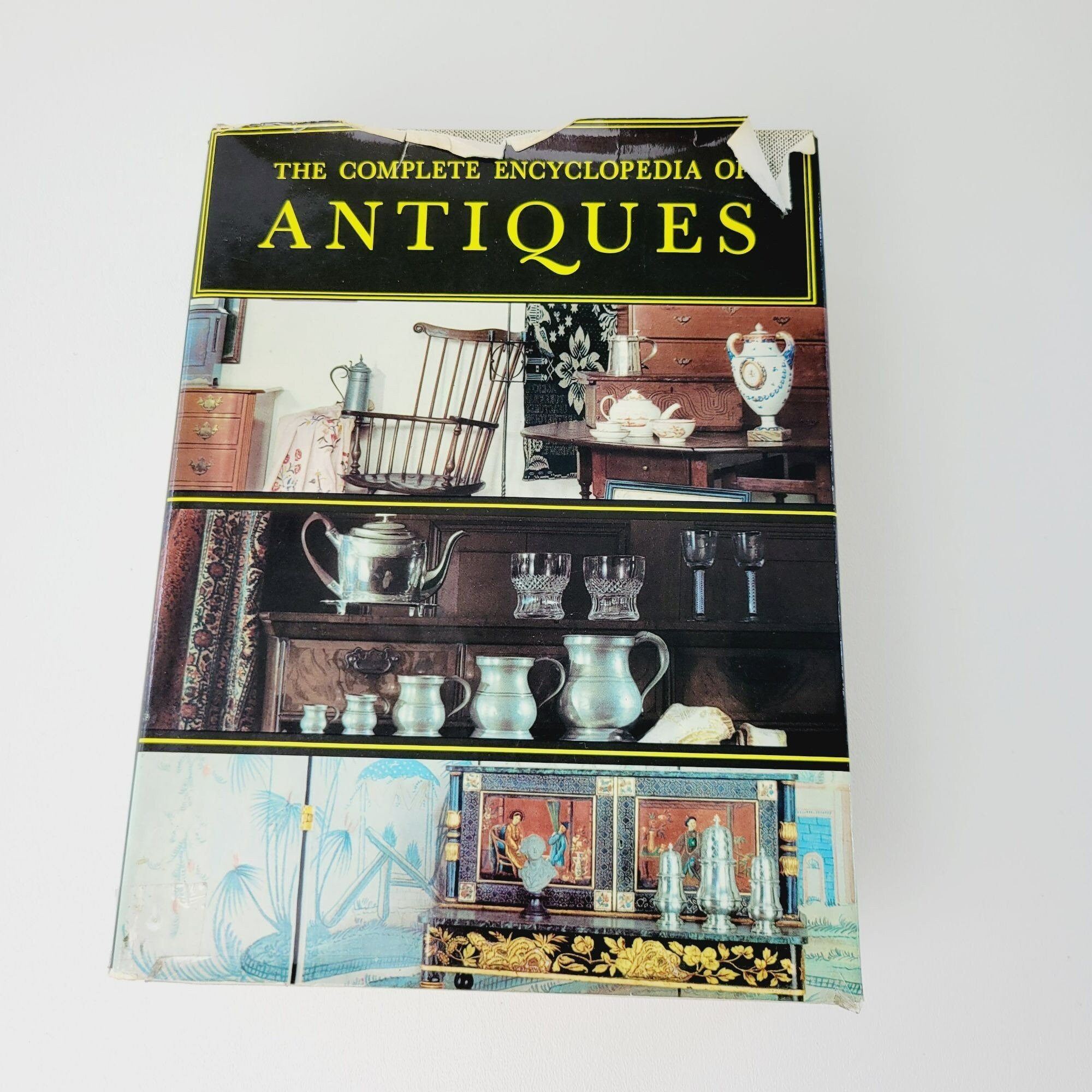 Encyclopedia of Antiques: David Battie: 9781873762011