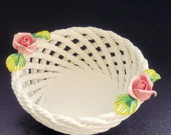 Vintage Capodimonte STYLE Fine Art Ceramic Wicker Round Basket With Pink Rose & Green Leaves, Rope Weave, Hand Painted and Made in Italy