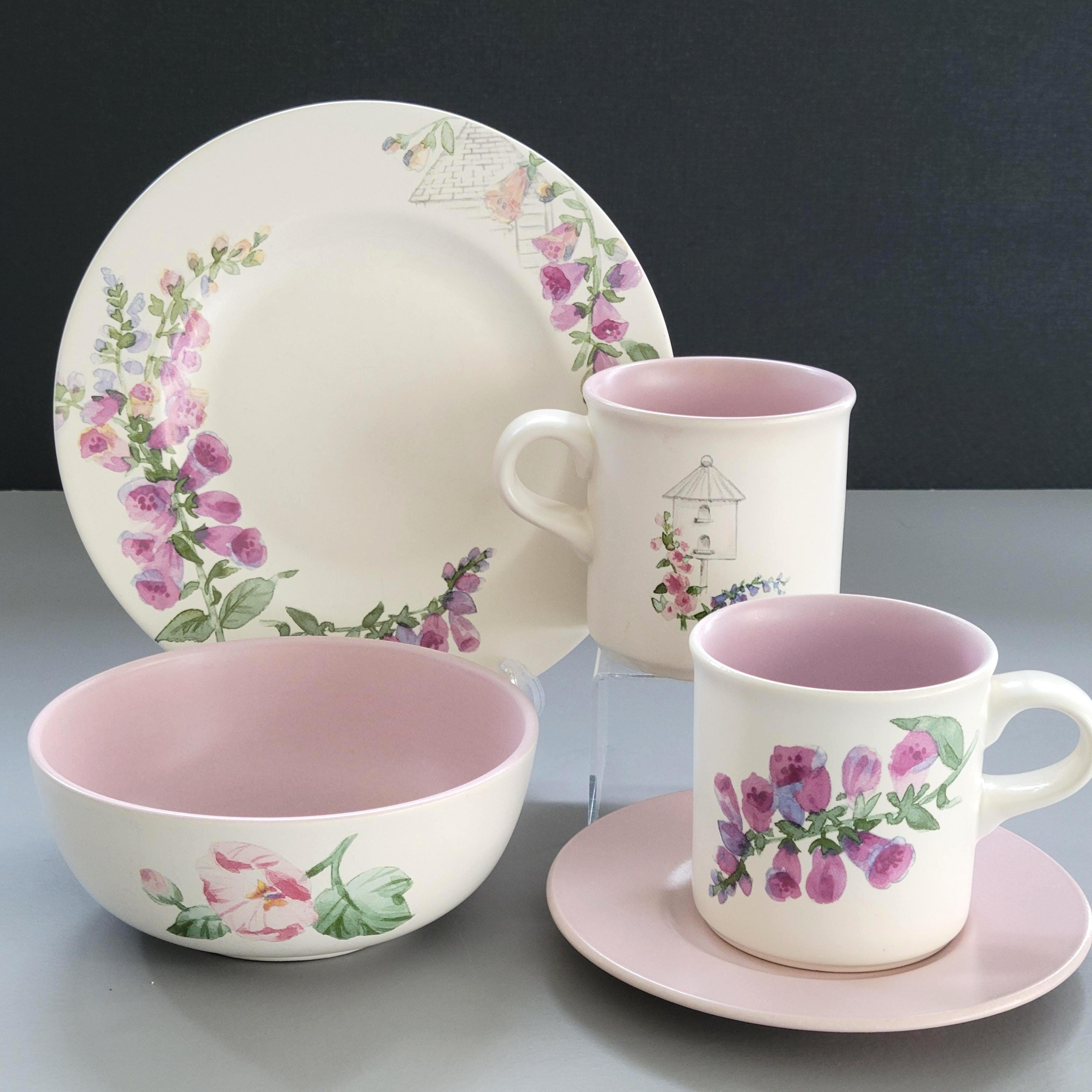 アメリカ製 PFALTZGRAFF 花柄 食器セット Pfaltzgraff Cape May Stoneware Dishes, Purple Foxglove Floral