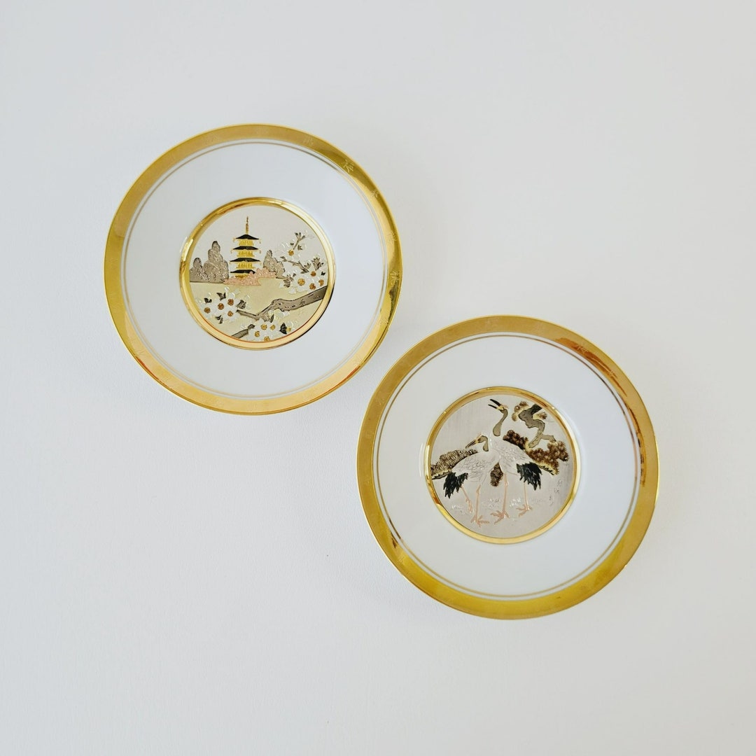 Japanese Floral Calendar Chokin Plate Collection, Spring Cherry