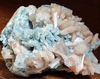 Estilbita melocotón en calcedonia