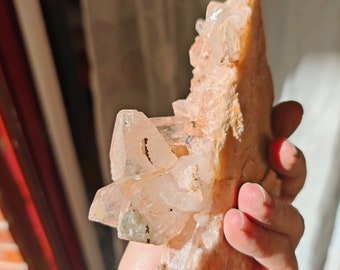 ピンクのヒマラヤ水晶クラスター - Etsy 日本