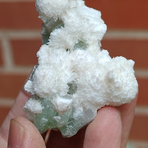 Mordenite balls in green apophyllite