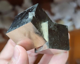 Macla of pyrite