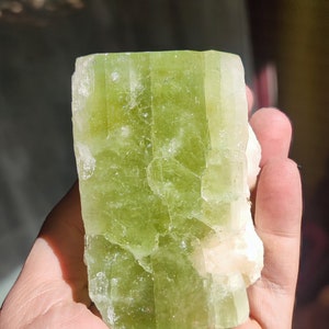 Cubo de Apofilita Verde Intenso