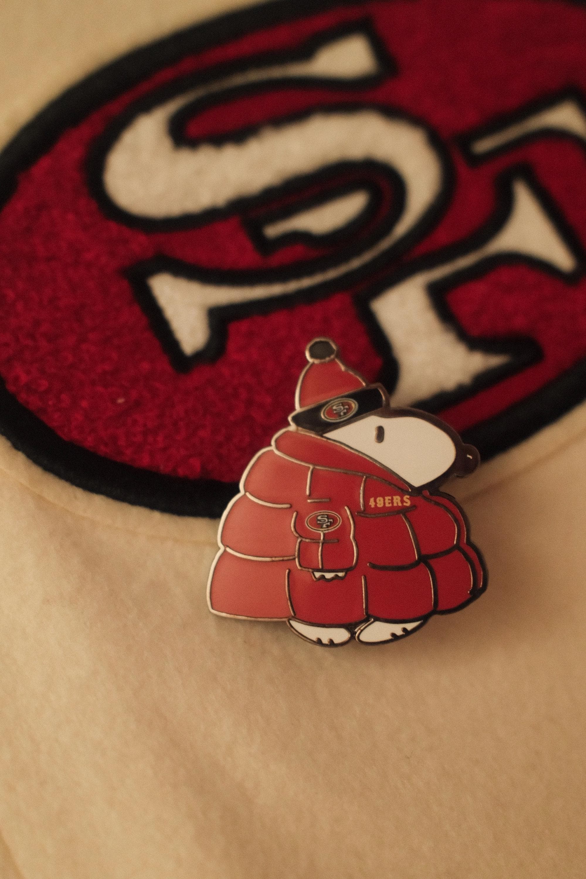 Vintage snoopy pin - Etsy 日本