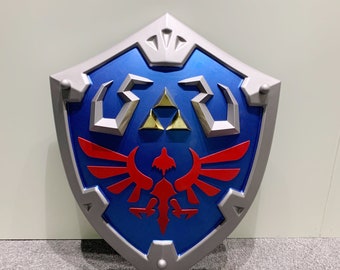 ゼルダの伝説　ハイリアの盾　実寸台 ゼルダの伝説BotW』に登場する“ハイリアの盾”を再現したスタンド