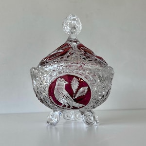 Hofbauer Byrdes Ruby Crystal candy dish, Bird bonbonniere with lid